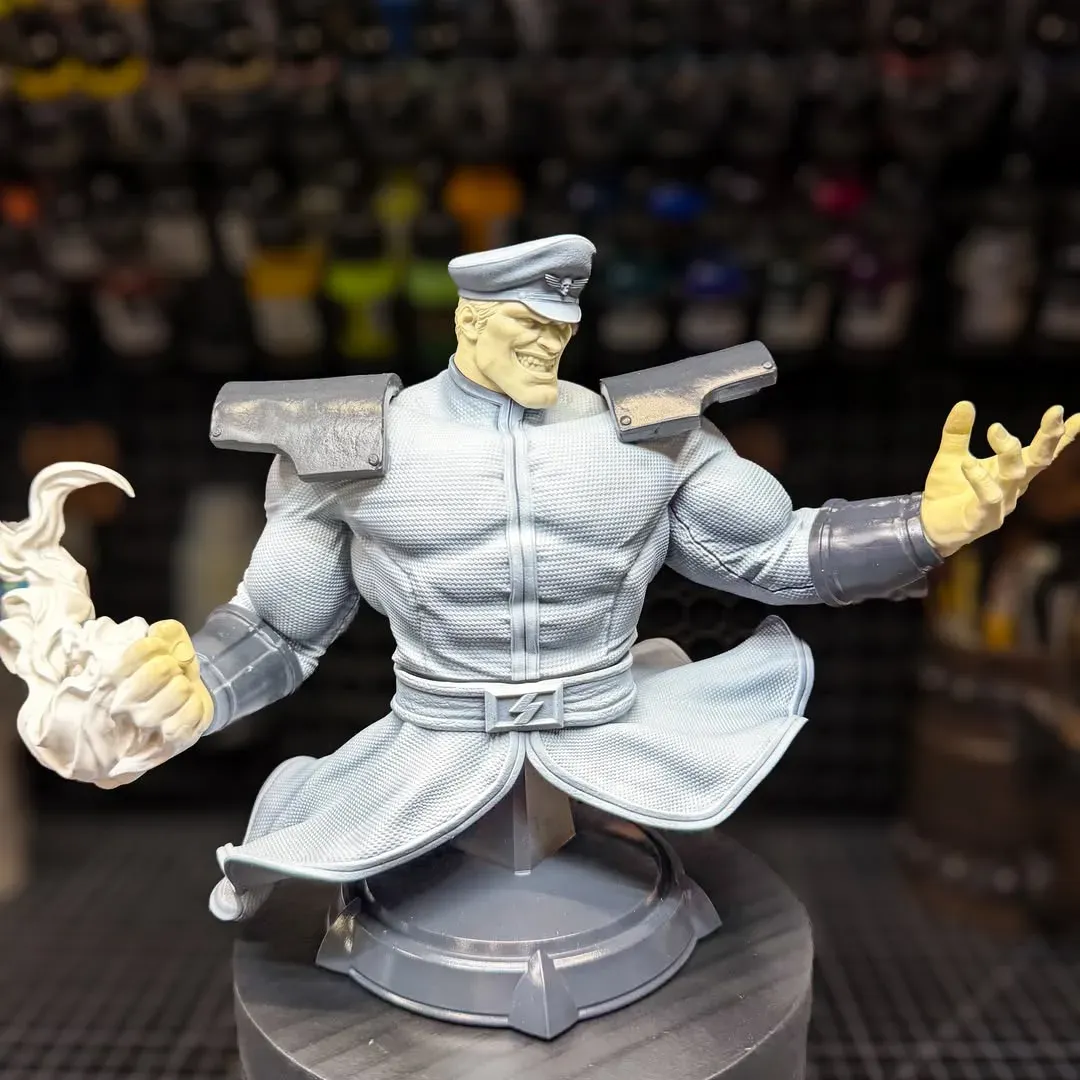 M. Bison bust primed, showing the cap and shoulder armor