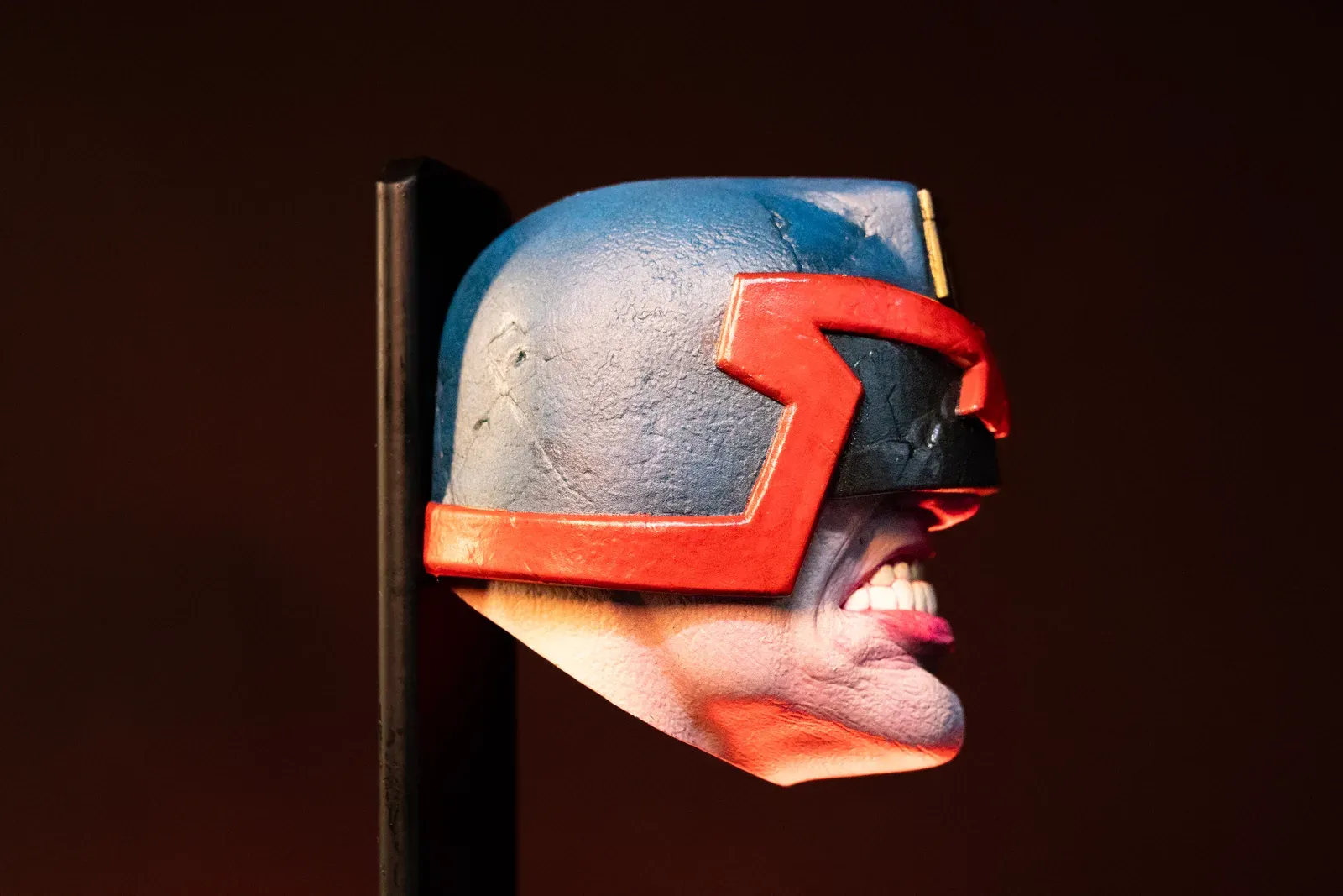 Judge Dredd Magnet, view 8